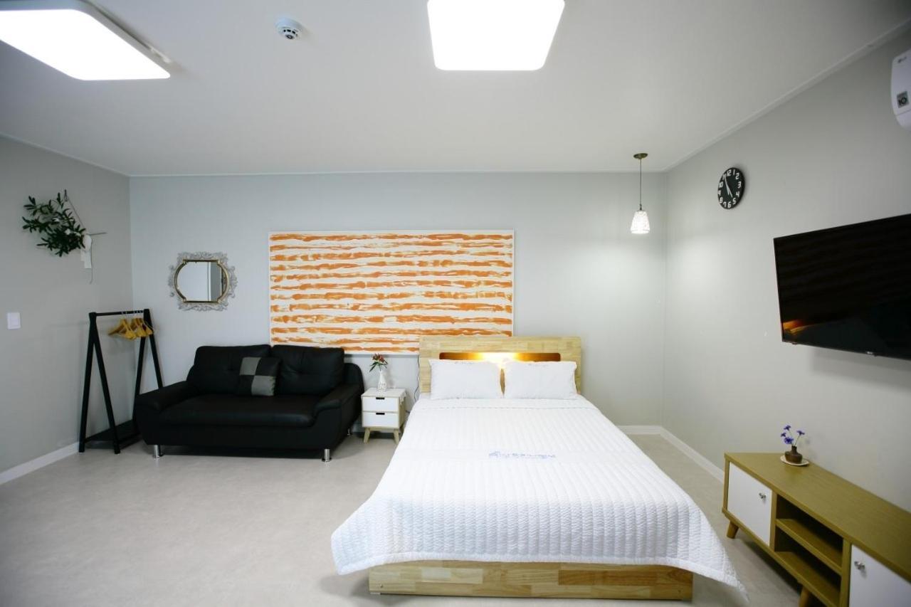 Damyang Thirasia Pension Extérieur photo